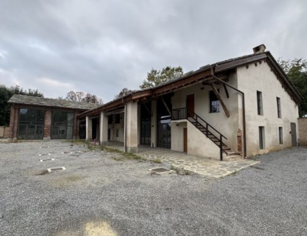 Cascina foto.jpg - {Cascina foto.jpg} - [141896]