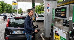 RincaroCarburanti.jpg - {RincaroCarburanti.jpg} - [142048]