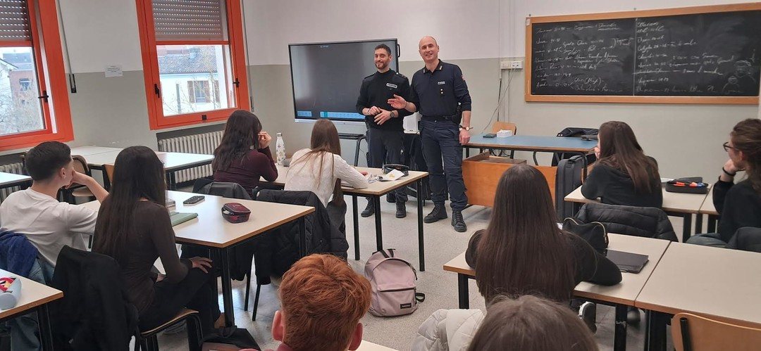 Polizia Locale Casale.jpg - {Polizia Locale Casale.jpg} - [142168]