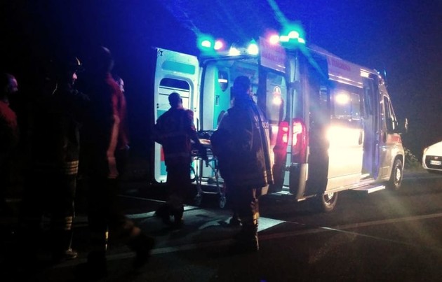 AMBULANZA-NOTTE-2.jpg - {AMBULANZA-NOTTE-2.jpg} - [142608]