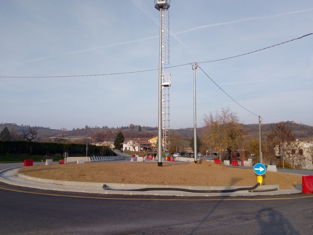 Rotonda Olle.jpg - {Rotonda Olle.jpg} - [142800]