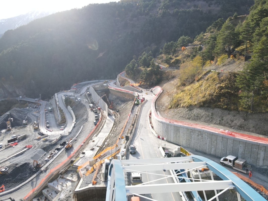 Lavori tenda bis.jpg - {Lavori tenda bis.jpg} - [142872]