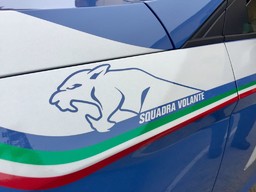 foto polizia squadra volante.jpg - {foto polizia squadra volante.jpg} - [14311]
