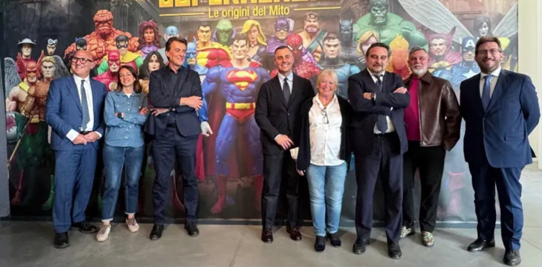 Superheroes.jpg - {Superheroes.jpg} - [143232]