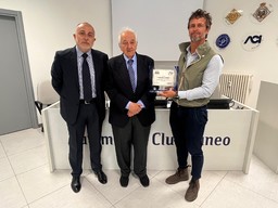 Aci Club.jpg - {Aci Club.jpg} - [143288]