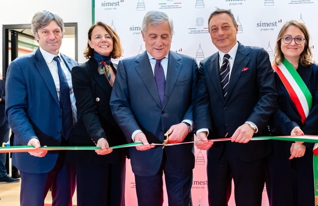 Foto inaugurazione Simest 29 aprile 2026.jpg - {Foto inaugurazione Simest 29 aprile 2026.jpg} - [143320]
