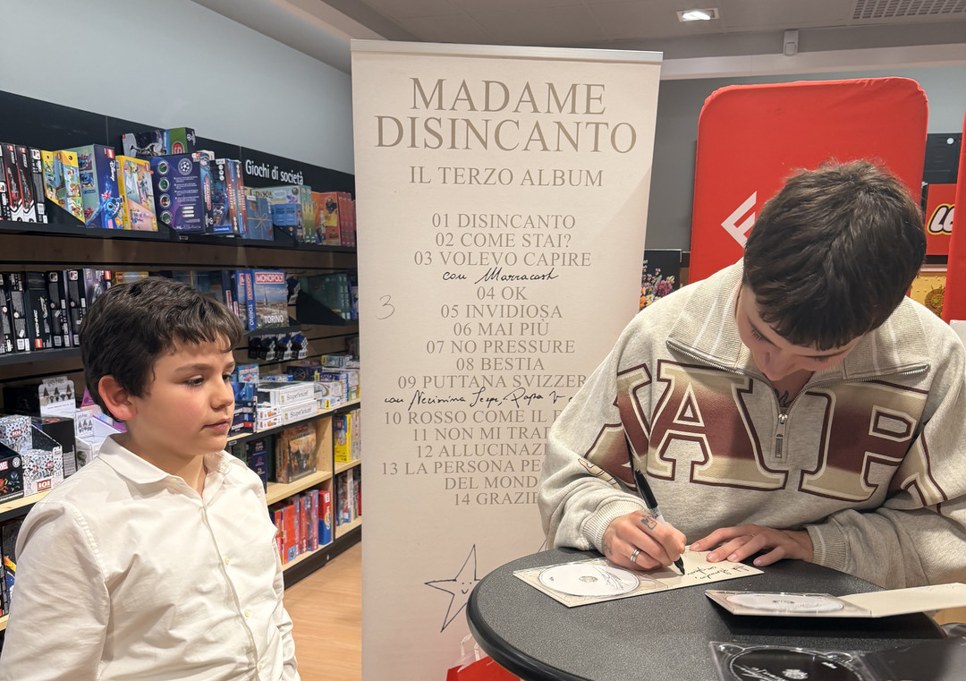 MadameFirmacopieTorino.jpg - {MadameFirmacopieTorino.jpg} - [143697]