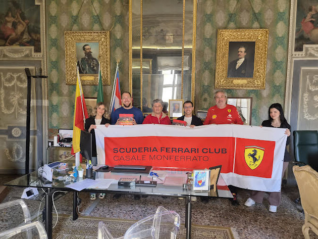 Scuderia Ferrari Club Casale.jpg - {Scuderia Ferrari Club Casale.jpg} - [144147]