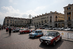 Auto d'epoca Cuneo.jpg - {Auto d'epoca Cuneo.jpg} - [144171]