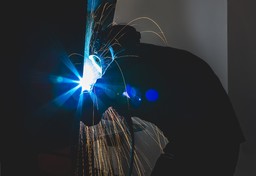 Foto lavoro operaio impresa.jpg - {Foto lavoro operaio impresa.jpg} - [145404]