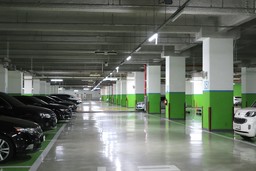 Foto auto garage.jpg - {Foto auto garage.jpg} - [145516]