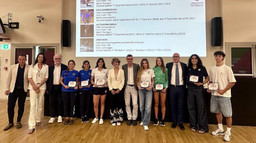 PremiatiDualCareerconRettriceCristinaPrandi.jpg - {PremiatiDualCareerconRettriceCristinaPrandi.jpg} - [146055]