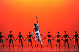 Foto danza.jpg - {Foto danza.jpg} - [146391]