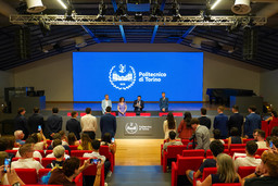 Foto cerimonia Politecnico.JPG - {Foto cerimonia Politecnico.JPG} - [146720]