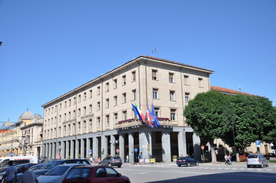 palazzo-provincia.jpg - {palazzo-provincia.jpg} - [14719]
