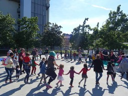 Foto infanzia servizi 0-6.jpg - {Foto infanzia servizi 0-6.jpg} - [147489]