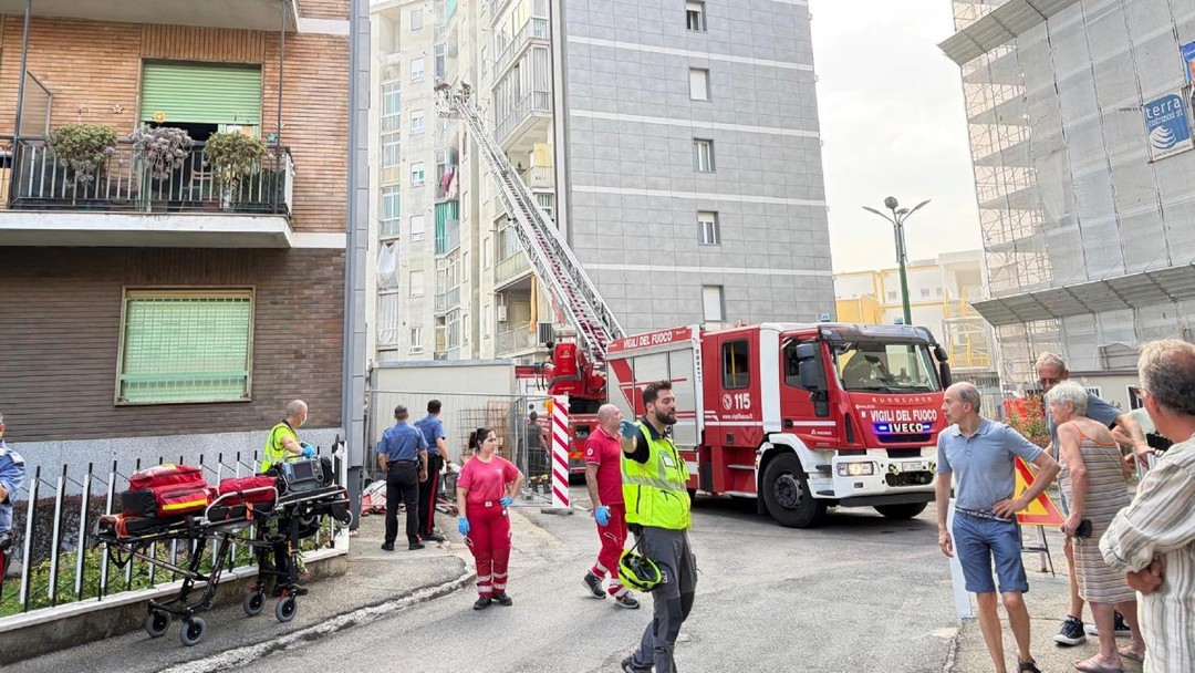 IncendioViaMercadante.jpg - {IncendioViaMercadante.jpg} - [147561]