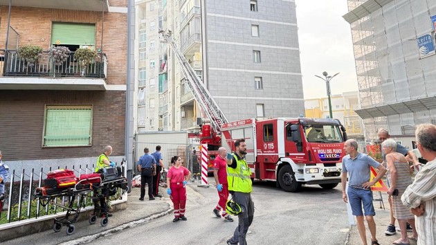 IncendioViaMercadante.jpg - {IncendioViaMercadante.jpg} - [147561]