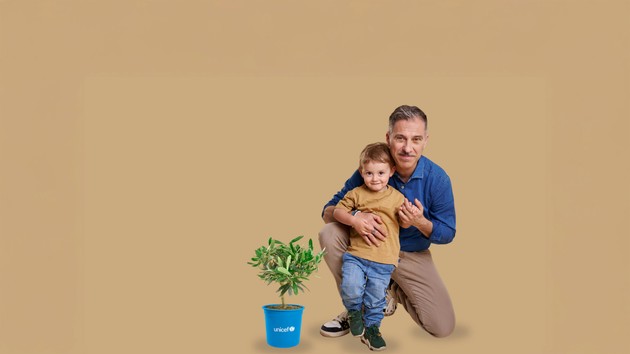 Foto Campagna Unicef ulivo.jpg - {Foto Campagna Unicef ulivo.jpg} - [149705]
