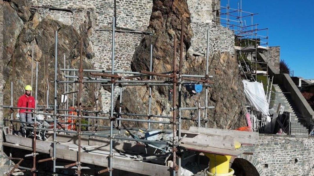 AscensoreSacraSanMichele.jpg - {AscensoreSacraSanMichele.jpg} - [150033]