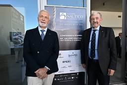 Piero Formenti, presidente di Confindustria Nautica, con Marco Bucci .jpg - {Piero Formenti, presidente di Confindustria Nautica, con Marco Bucci .jpg} - [150065]