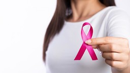 Foto Ottobre Rosa.jpeg - {Foto Ottobre Rosa.jpeg} - [150572]