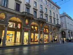 CommercioTorinoù.jpg - {CommercioTorinoù.jpg} - [151244]