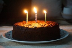 birthday-cake-7718754_1280.jpg - {birthday-cake-7718754_1280.jpg} - [16024]