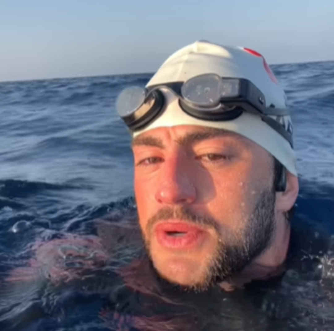 nuotatore.png - {nuotatore.png} - [17432]