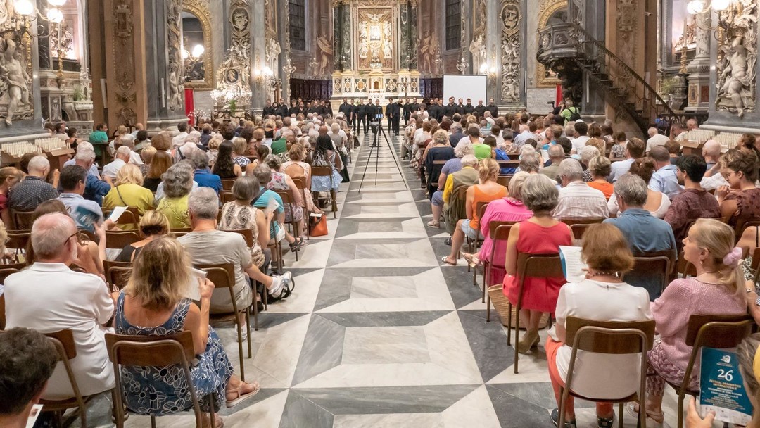 Coro Accademia vocale di Genova e Mario Cossu_Cattedrale di Chiavari_ 5 agosto 2024_ XXVI Festival Armonie sacre.jpeg - {Coro Accademia vocale di Genova e Mario Cossu_Cattedrale di Chiavari_ 5 agosto 2024_ XXVI Festival Armonie sacre.jpeg} - [17616]