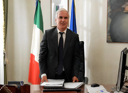 Il commissario Maurizio Falco.jpg - {Il commissario Maurizio Falco.jpg} - [18124]