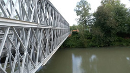 nuovo ponte Bailey sul Ceronda a Venaria Reale .jpg - {nuovo ponte Bailey sul Ceronda a Venaria Reale .jpg} - [18428]