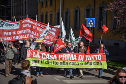sfratti.png - {sfratti.png} - [19183]