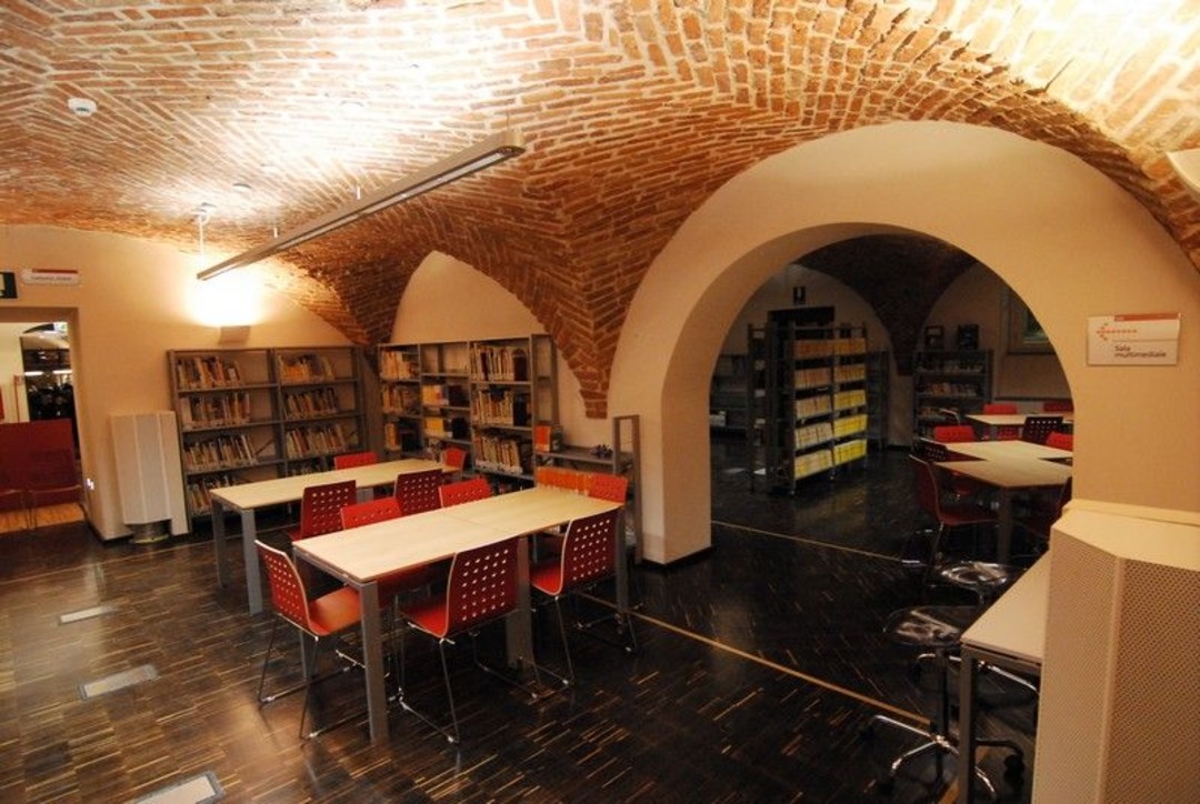 Biblioteca delle Ragazze e dei Ragazzi.jpg - {Biblioteca delle Ragazze e dei Ragazzi.jpg} - [19736]