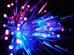 fibra_ottica_1-0-287512629_3-2-3527482205.jpeg - {fibra_ottica_1-0-287512629_3-2-3527482205.jpeg} - [20082]