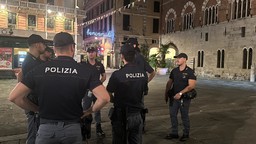 polizia centro storico.jpg - {polizia centro storico.jpg} - [20251]
