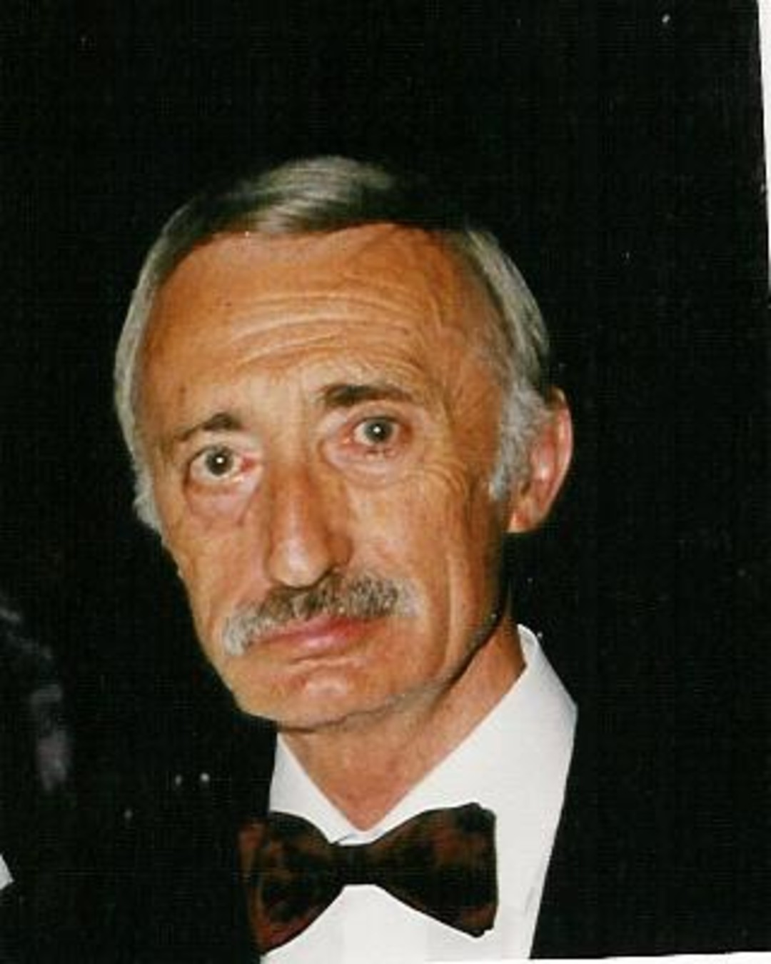 Berto Bessone.jpg - {Berto Bessone.jpg} - [20323]