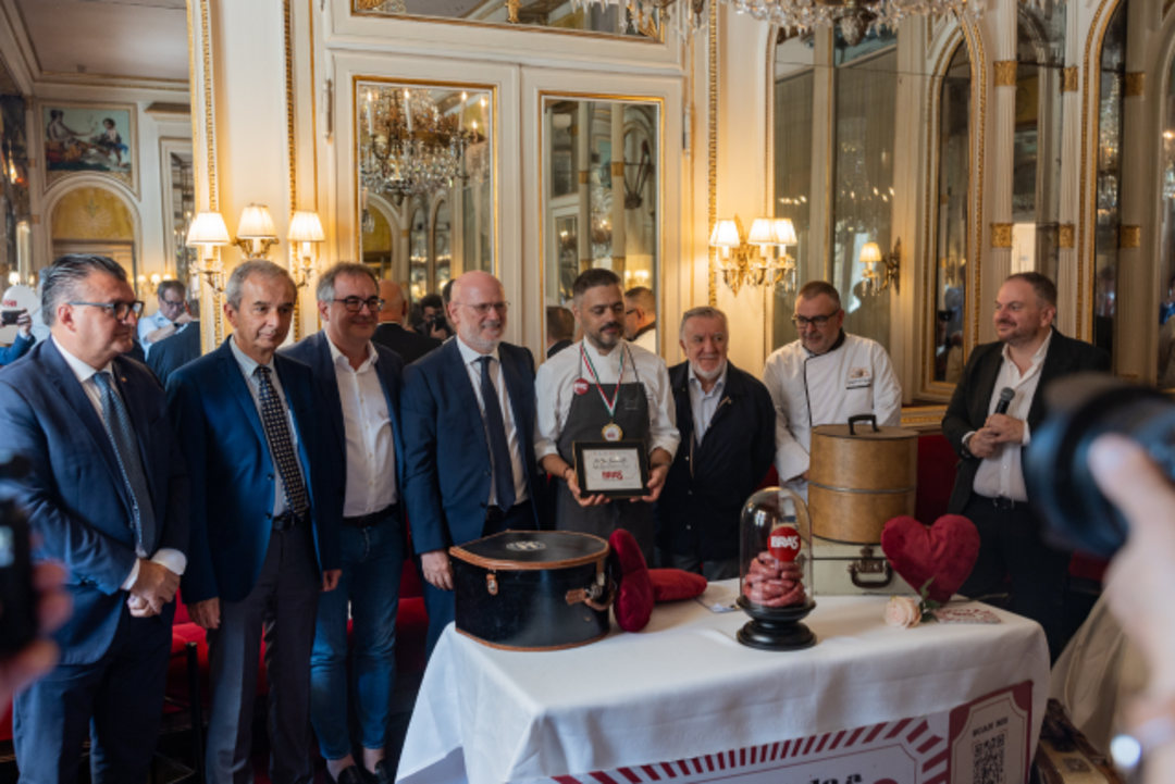 bra-s-foto-di-gruppo-2.png - {bra-s-foto-di-gruppo-2.png} - [20851]