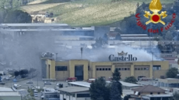 incendio-negozio-cinese-morto-titolare.png - {incendio-negozio-cinese-morto-titolare.png} - [21453]