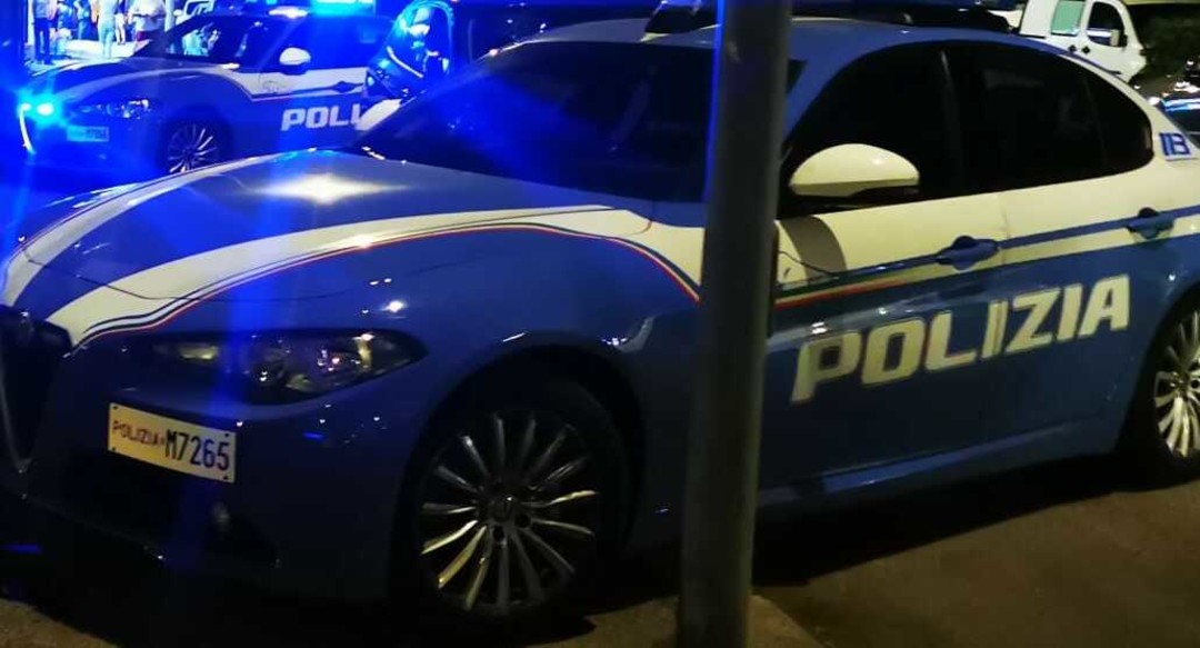polizia.jpg - {polizia.jpg} - [21653]