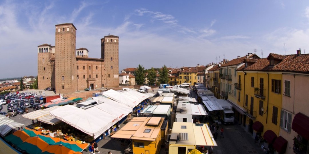 mercato1.jpg - {mercato1.jpg} - [22309]