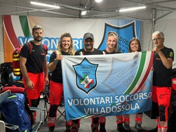 Volontari del Soccorso Villadossola.jpg - {Volontari del Soccorso Villadossola.jpg} - [22742]