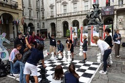 Crescere in Città. Percorsi di crescita presente e futura.jpg - {Crescere in Città. Percorsi di crescita presente e futura.jpg} - [23255]