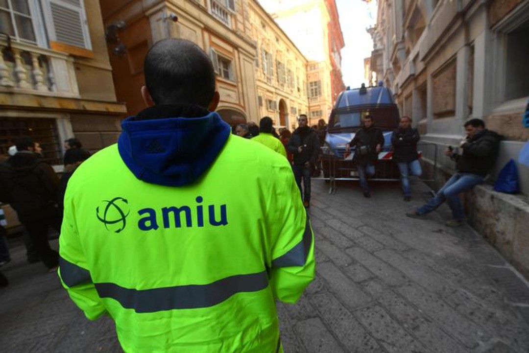 amiu.jpg - {amiu.jpg} - [2338]