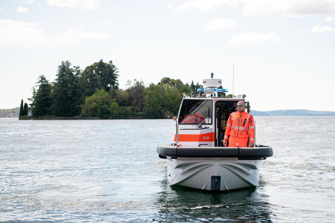 Idroambulanza-Squadra-Nautica-Salvamento-Verbania.jpg - {Idroambulanza-Squadra-Nautica-Salvamento-Verbania.jpg} - [23800]