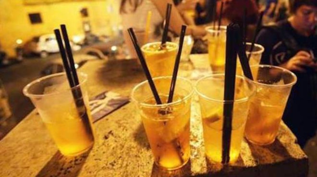 Alcolici_drink_movida.jpeg - {Alcolici_drink_movida.jpeg} - [2442]