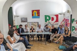 pdgenova.jpg - {pdgenova.jpg} - [247]