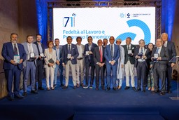 Immagine Fedeltà al Lavoro 2024_Premiati spe (2883359).jpg - {Immagine Fedeltà al Lavoro 2024_Premiati spe (2883359).jpg} - [25122]