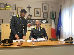 guardia di finanza.jpg - {guardia di finanza.jpg} - [25354]