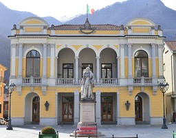 Teatro_Civico_Varallo.jpg - {Teatro_Civico_Varallo.jpg} - [25794]